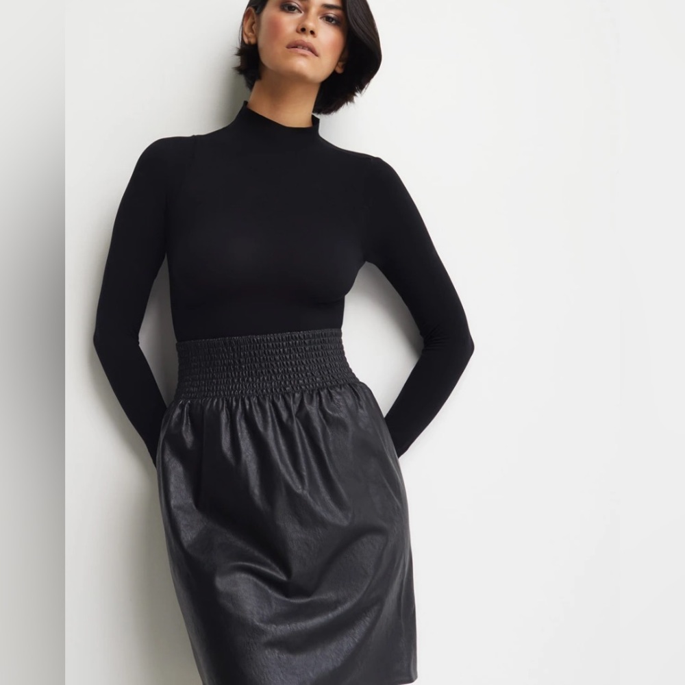 Commando black smocked waist faux leather skirt